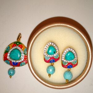 Indian earrings and Tikka/necklace pendant set